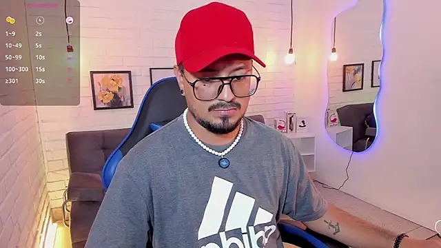 Snapshot of DaviidEvans_ chatting on September 10, 2025, 12:49 pm DaviidEvans online show from September 10, 2025, 12:49 pm