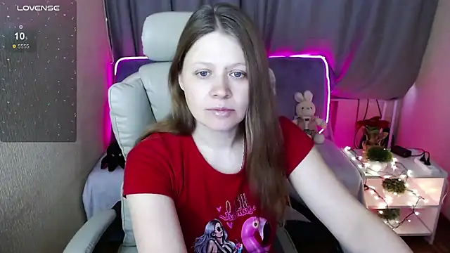 alekasamui online show from February 3, 2025, 5:40 am