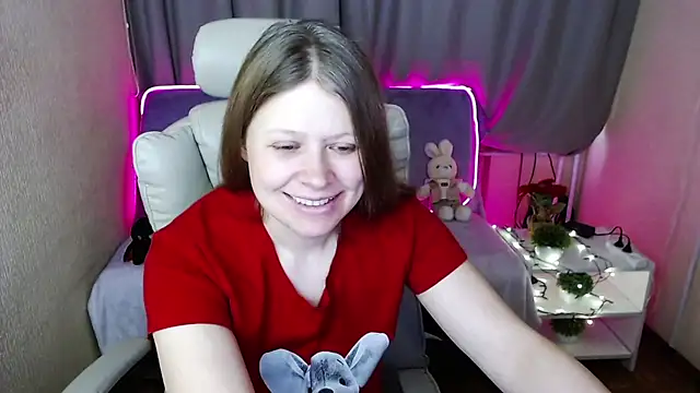 alekasamui online show from February 17, 2025, 4:53 am