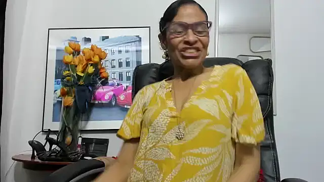 Aries Mature online show from October 10, 2025, 4:06 pm