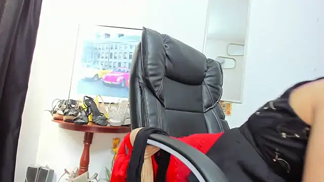 Aries Mature online show from February 11, 2026, 3:06 pm