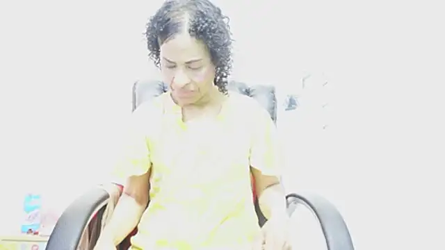 Snapshot of Aries_Mature chatting on May 6, 2026, 4:56 pm Aries Mature online show from May 6, 2026, 4:56 pm