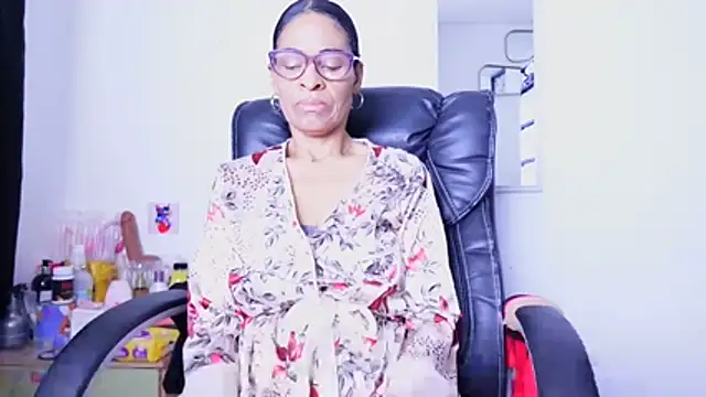 Aries Mature online show from July 5, 2026, 1:01 am