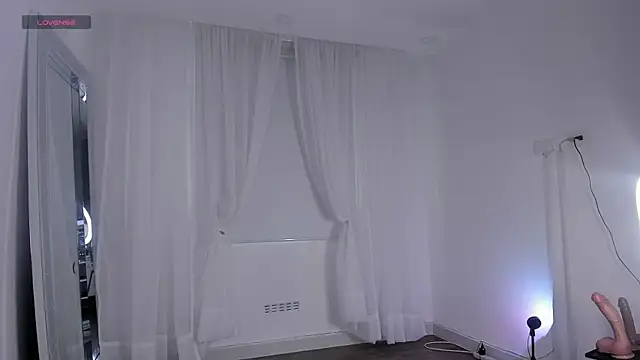 GoddessLinda04 online show from June 29, 2026, 10:32 pm