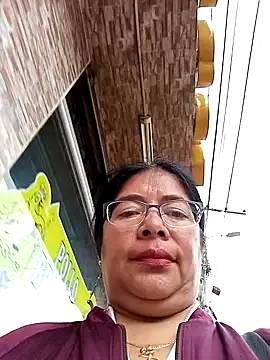 Snapshot of __valentina18 chatting on March 18, 2025, 4:15 pm valentina18 online show from March 18, 2025, 4:15 pm