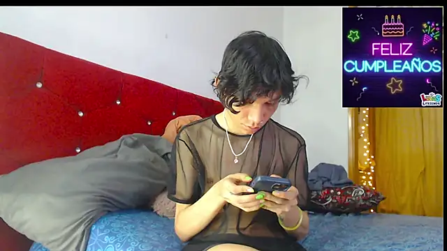 LAICK 01 online show from May 1, 2026, 1:43 am