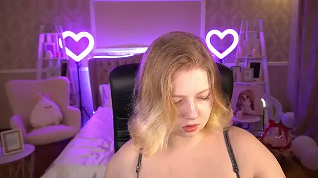 Tinker Belll online show from March 4, 2025, 7:32 pm