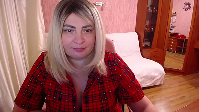 -MeowMeow online show from January 10, 2026, 7:04 pm