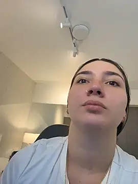 Snapshot of ava_blue chatting on June 29, 2026, 11:32 am ava blue online show from June 29, 2026, 11:32 am