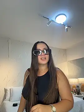 Snapshot of ava_blue chatting on July 23, 2026, 7:34 pm ava blue online show from July 23, 2026, 7:34 pm