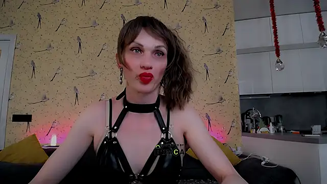 Snapshot of Hardy_Green chatting on February 16, 2025, 10:43 am Hardy Green online show from February 16, 2025, 10:43 am