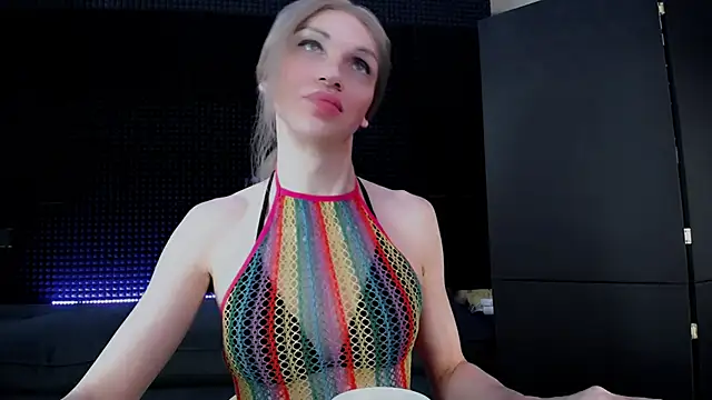 Snapshot of Hardy_Green chatting on September 19, 2025, 4:03 am Hardy Green online show from September 19, 2025, 4:03 am