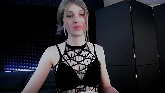 Snapshot of Hardy_Green chatting on November 1, 2025, 4:14 am Hardy Green online show from November 1, 2025, 4:14 am