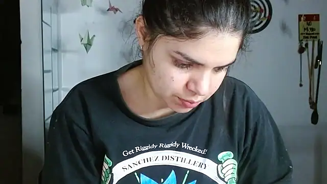 Nikkykora15 online show from February 5, 2026, 1:43 am