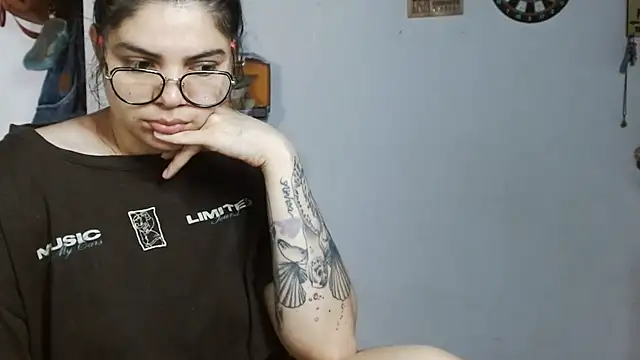 Nikkykora15 online show from July 19, 2026, 3:49 pm