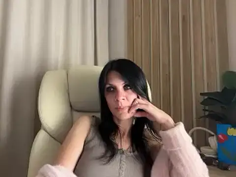 Snapshot of InjaAtHome chatting on June 24, 2026, 8:08 pm InjaAtHome online show from June 24, 2026, 8:08 pm