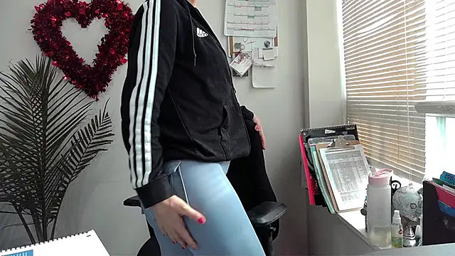 Snapshot of City_Kat chatting on January 10, 2025, 3:06 pm City Kat online show from January 10, 2025, 3:06 pm