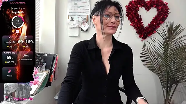 Snapshot of City_Kat chatting on January 15, 2025, 7:12 pm City Kat online show from January 15, 2025, 7:12 pm