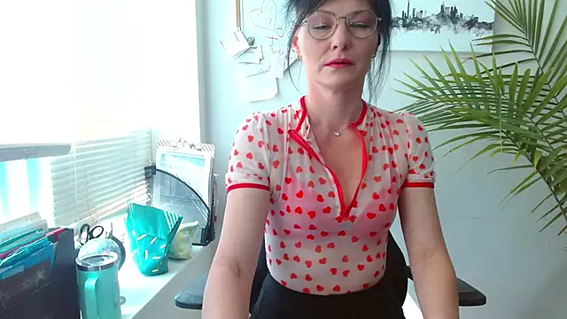 Snapshot of City_Kat chatting on June 8, 2026, 3:01 pm City Kat online show from June 8, 2026, 3:01 pm