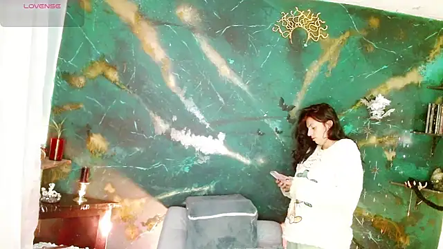 julieth sex1 online show from May 17, 2026, 5:38 am