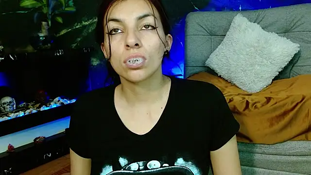 julieth sex1 online show from July 3, 2026, 9:48 am