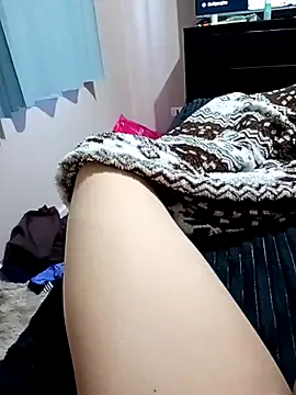 Santosgui14 online show from November 11, 2025, 6:08 pm