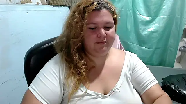squirt322bbw online show from April 8, 2026, 3:34 pm