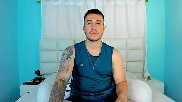 juan  jimenez online show from September 12, 2025, 7:14 pm