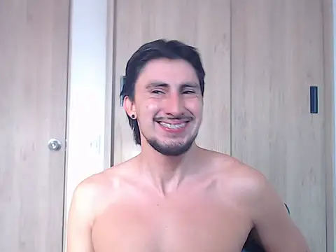 Snapshot of ChrisDamon chatting on November 6, 2025, 12:50 pm ChrisDamon online show from November 6, 2025, 12:50 pm