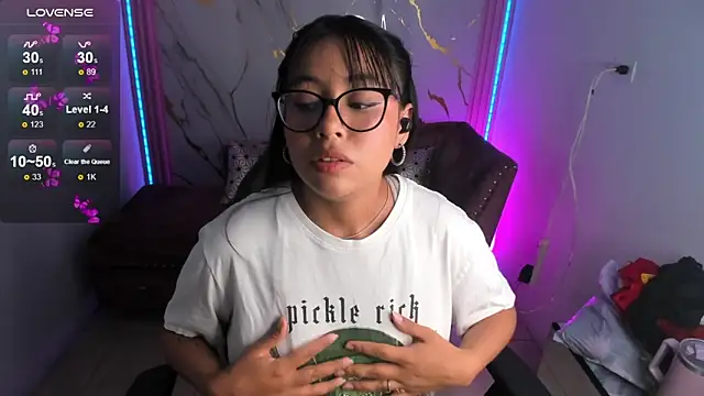 Snapshot of Nasha_abby chatting on June 18, 2026, 9:19 pm Nasha abby online show from June 18, 2026, 9:19 pm