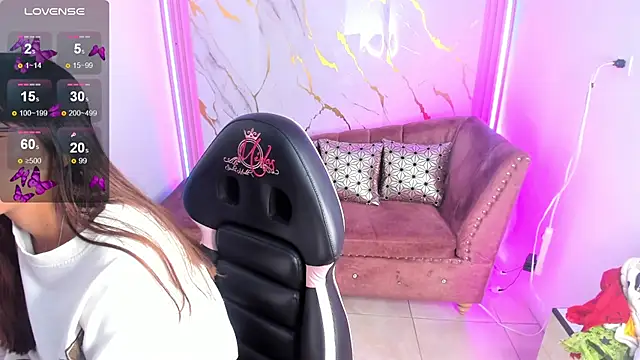 Snapshot of Nasha_abby chatting on June 19, 2026, 8:34 pm Nasha abby online show from June 19, 2026, 8:34 pm