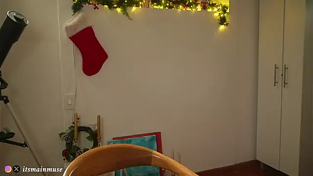 raphttalia  online show from December 22, 2025, 10:18 pm