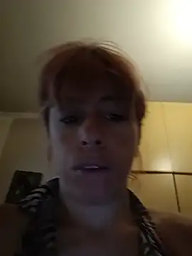 Snapshot of Annarella_Pika chatting on August 3, 2026, 11:37 am Annarella Pika online show from August 3, 2026, 11:37 am