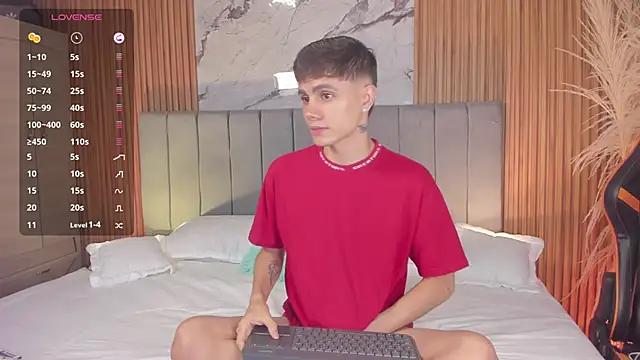 Snapshot of DustinLevine chatting on February 26, 2026, 12:15 pm DustinLevine online show from February 26, 2026, 12:15 pm