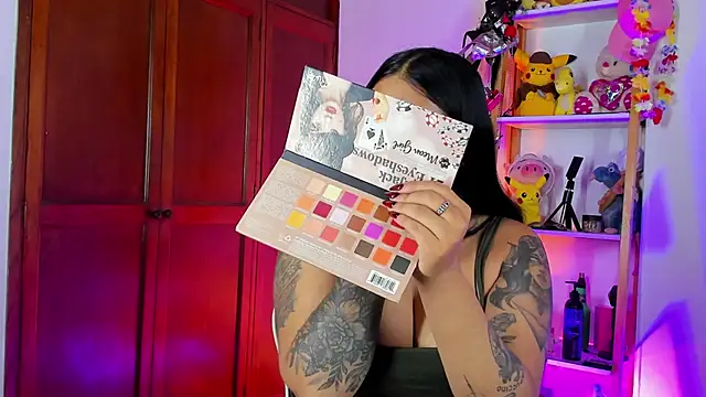 Snapshot of eymy-hadid chatting on November 7, 2025, 8:53 pm eymy-hadid online show from November 7, 2025, 8:53 pm