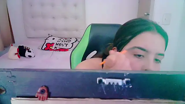  alicia z online show from December 27, 2024, 5:37 pm