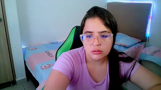  alicia z online show from February 21, 2025, 6:04 pm