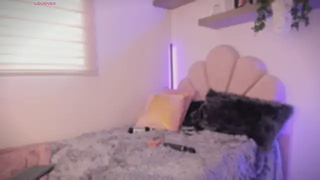 RachelMorgan01 online show from January 10, 2026, 1:35 pm