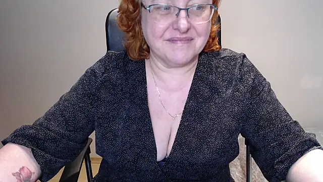 Snapshot of JoannaAndNeighbour chatting on January 29, 2025, 9:55 am JoannaAndNeighbour online show from January 29, 2025, 9:55 am