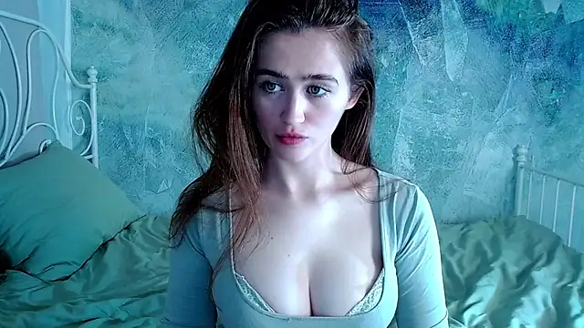 millllina online show from May 5, 2026, 2:25 pm