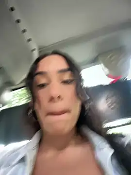 Snapshot of __IRIS__ chatting on December 13, 2024, 3:00 pm IRIS online show from December 13, 2024, 3:00 pm