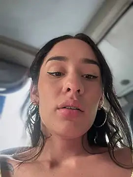 Snapshot of __IRIS__ chatting on December 13, 2024, 6:05 pm IRIS online show from December 13, 2024, 6:05 pm