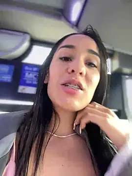 Snapshot of __IRIS__ chatting on December 27, 2024, 3:59 pm IRIS online show from December 27, 2024, 3:59 pm