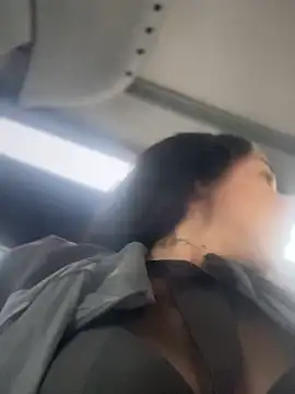 Snapshot of __IRIS__ chatting on December 28, 2024, 9:19 pm IRIS online show from December 28, 2024, 9:19 pm