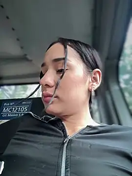 Snapshot of __IRIS__ chatting on January 8, 2025, 7:13 pm IRIS online show from January 8, 2025, 7:13 pm