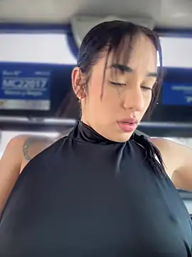 Snapshot of __IRIS__ chatting on January 18, 2025, 4:10 pm IRIS online show from January 18, 2025, 4:10 pm