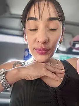 Snapshot of __IRIS__ chatting on January 23, 2025, 8:02 pm IRIS online show from January 23, 2025, 8:02 pm