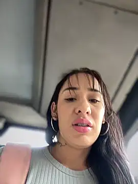 Snapshot of __IRIS__ chatting on February 6, 2025, 5:19 pm IRIS online show from February 6, 2025, 5:19 pm