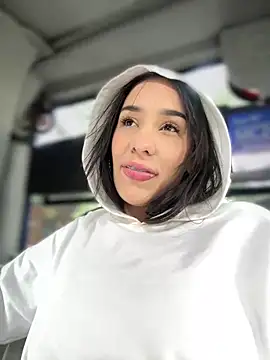 Snapshot of __IRIS__ chatting on February 11, 2025, 3:29 pm IRIS online show from February 11, 2025, 3:29 pm