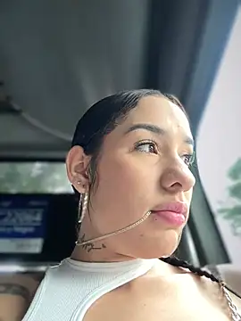 Snapshot of __IRIS__ chatting on February 13, 2025, 3:35 pm IRIS online show from February 13, 2025, 3:35 pm